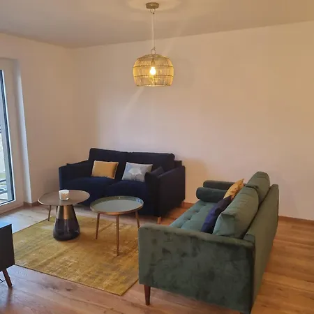 Elegant Two Bedroom In Center Appartement *