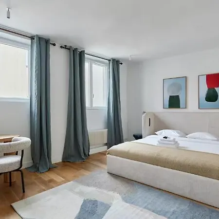 Apartment Elegant Two Bedroom In Center Luxembourg